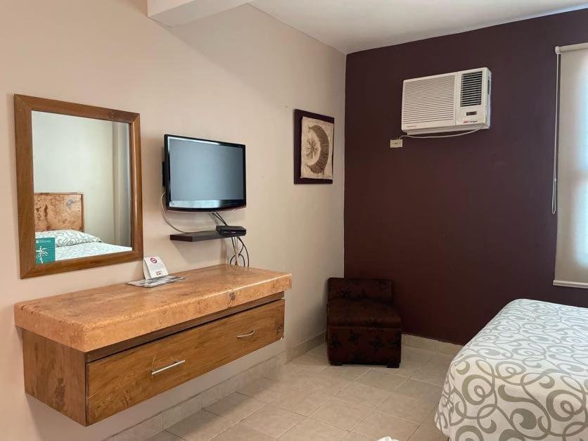 Hotel Santo Domingo Express Villahermosa Eksteriør billede
